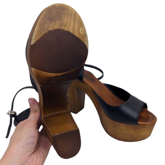 L'intervalle Black Leather Platform Sandals - Picture 6 of 8